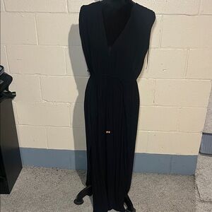 Raviya Elegant Black Swim Coverup